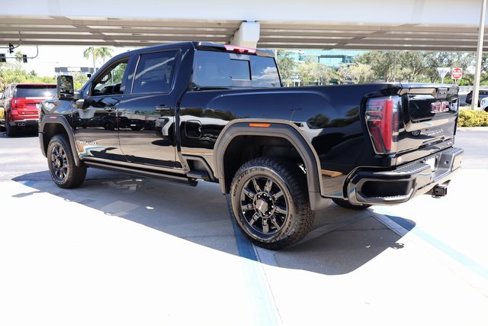 New 2026 GMC Sierra 2500 AT4 w/ AT4 Premium Plus Package image 4