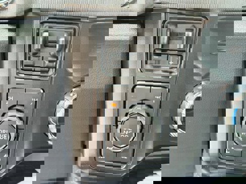 New 2025 Ford F250 Platinum image 37