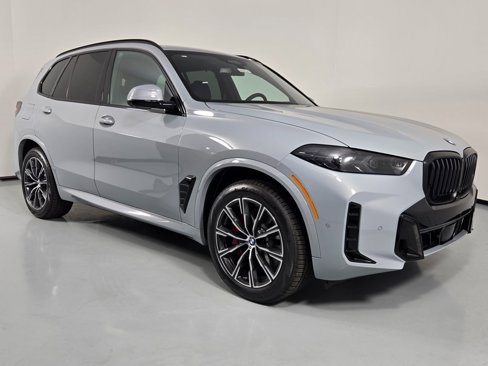 New 2026 BMW X5 xDrive40i w/ M Sport Package image 7