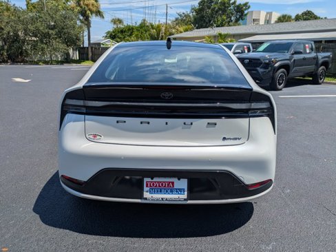 New 2026 Toyota Prius Plug-In Hybrid image 5