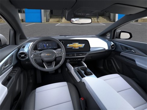 New 2025 Chevrolet Equinox EV LT image 15