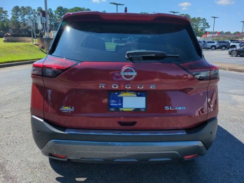 Used 2023 Nissan Rogue SL image 5