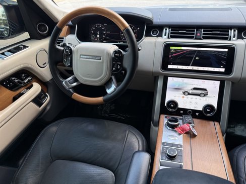 Used 2020 Land Rover Range Rover HSE image 23