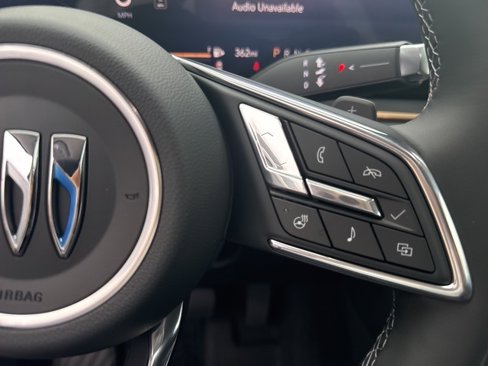 New 2025 Buick Envision Avenir image 16