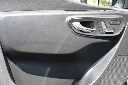 Used 2020 Mercedes-Benz Sprinter 2500 image 11