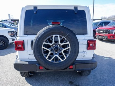 New 2025 Jeep Wrangler Sahara w/ Technology Group image 8
