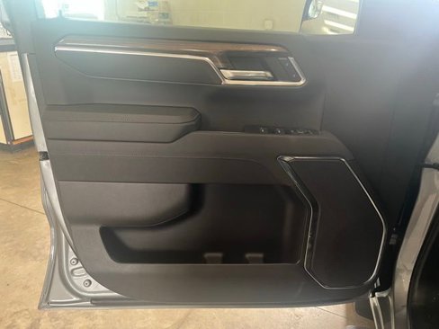 New 2025 Chevrolet Silverado 1500 LT image 9