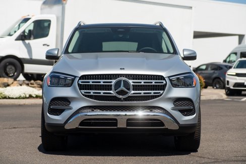 Used 2025 Mercedes-Benz GLE 350 4MATIC image 2
