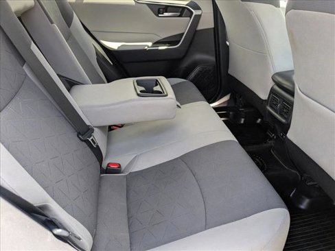 Used 2021 Toyota RAV4 XLE image 20