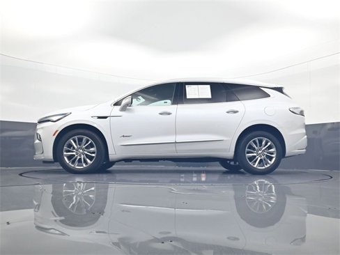 Used 2024 Buick Enclave Avenir w/ Avenir Technology Package image 29