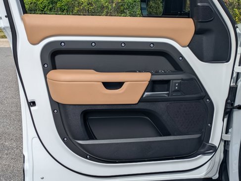 New 2026 Land Rover Defender 110 S image 20