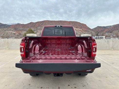 Used 2024 RAM 3500 Laramie image 8