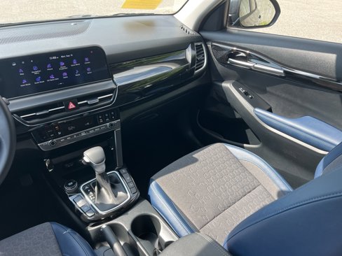 Certified 2025 Kia Seltos S image 23