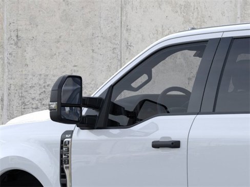 New 2026 Ford F350 XLT image 24