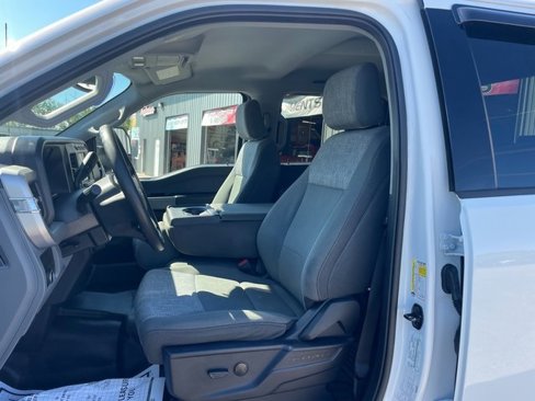 Used 2023 Ford F250 XLT w/ Snow Plow Prep Package image 10