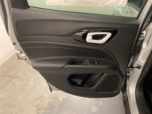 New 2026 Jeep Compass Limited image 20
