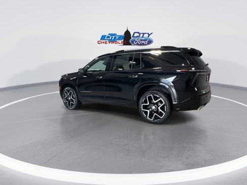 New 2026 Chevrolet Traverse High Country w/ LPO, Floor Liner Package image 7
