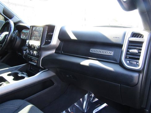 Used 2019 RAM 1500 Big Horn image 39