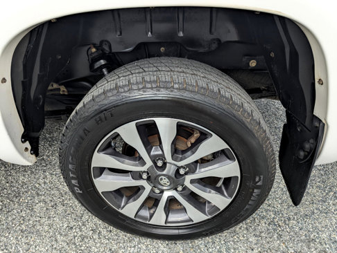 Used 2018 Toyota Tundra Limited image 10