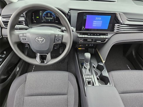 New 2026 Toyota Camry LE image 7