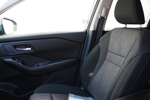 Used 2024 Nissan Rogue SV image 11