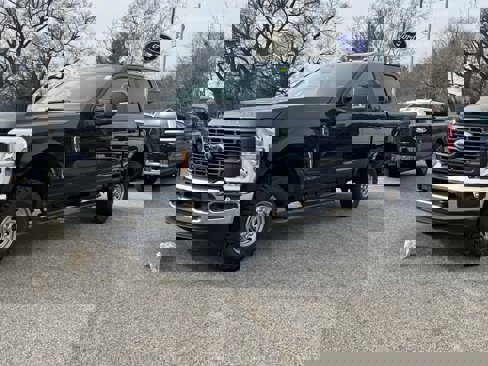 New 2025 Ford F250 XL w/ XL Off-Road Package image 36