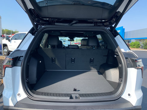 New 2026 Chevrolet Equinox LT w/ Convenience Package II image 12