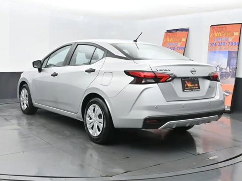 Used 2024 Nissan Versa S image 9