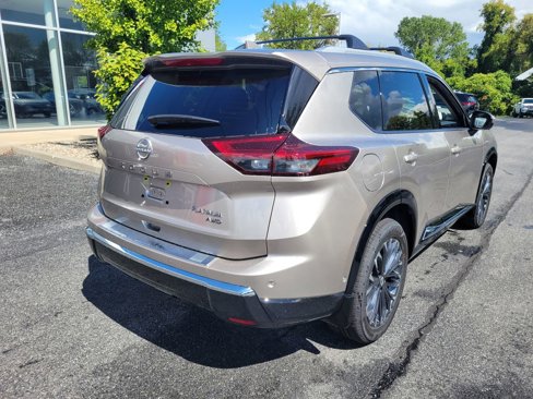 New 2026 Nissan Rogue Platinum image 3