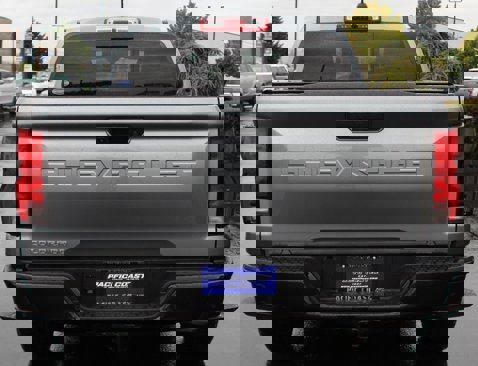 Used 2023 Chevrolet Colorado Z71 image 5