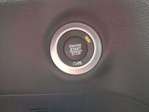 New 2026 Chrysler Pacifica Select image 21