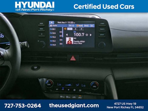 Certified 2025 Hyundai Elantra Sport image 18