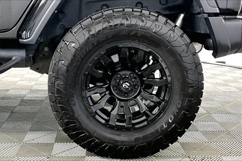 Used 2021 Jeep Wrangler Unlimited Sahara image 8