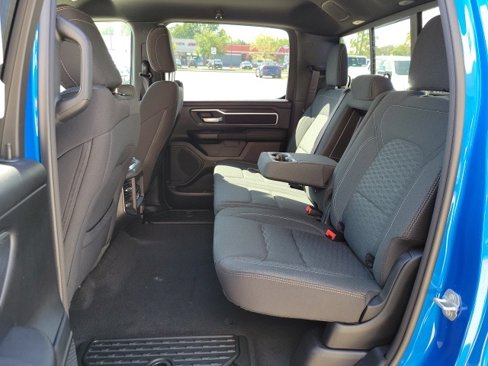 New 2026 RAM 1500 4x4 Crew Cab image 10