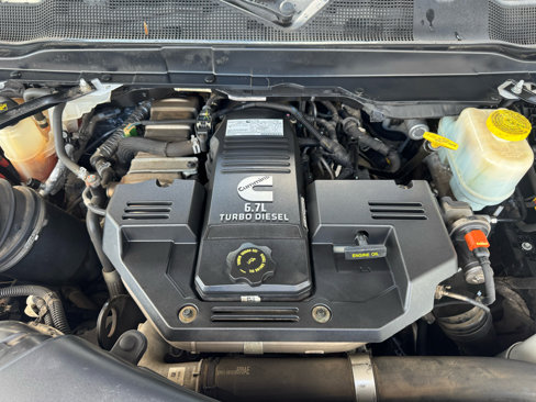 Used 2019 RAM 5500 Tradesman image 42