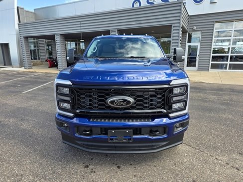 New 2026 Ford F350 XLT image 2