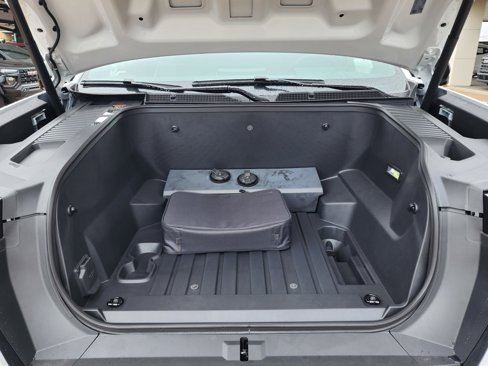 New 2026 GMC Sierra EV Elevation image 11