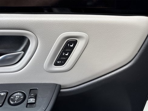 Used 2024 Honda Pilot EX-L image 19