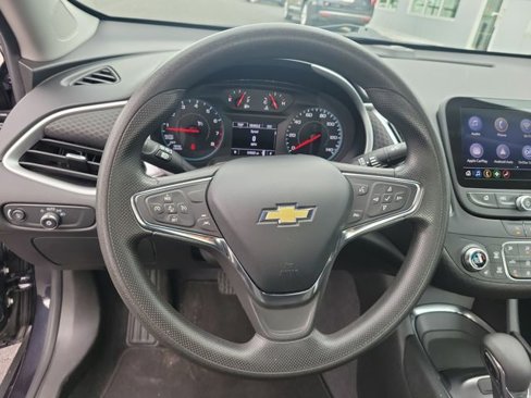 Used 2023 Chevrolet Malibu LT image 18