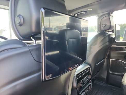 New 2025 Jeep Wagoneer L Series II image 25