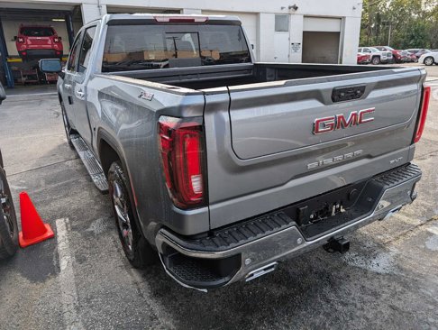 New 2026 GMC Sierra 1500 SLT w/ SLT Premium Plus Package image 10