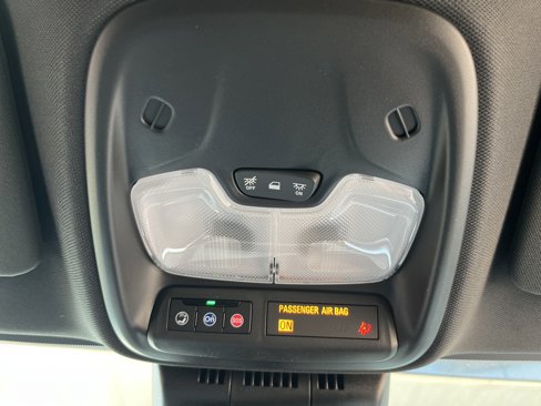New 2026 GMC Canyon Elevation w/ Convenience Package image 17