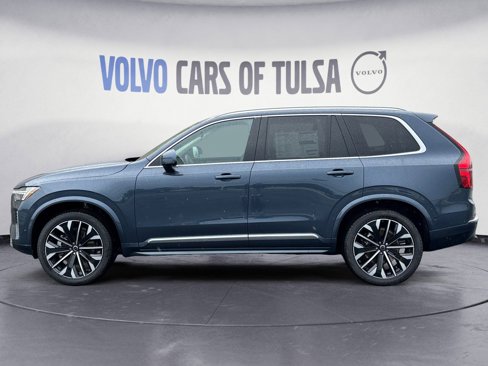 New 2026 Volvo XC90 B5 Ultra image 2