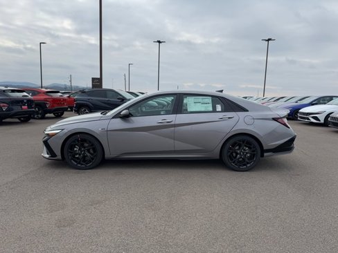 Certified 2025 Hyundai Elantra N Line image 4