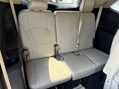 Used 2021 Buick Enclave Essence image 20