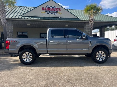 Used 2022 Ford F250 Platinum image 4
