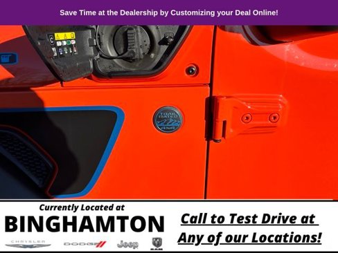 Used 2023 Jeep Wrangler Unlimited Rubicon 4xe image 14