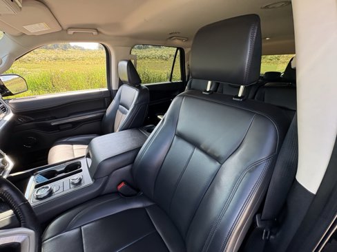 Used 2024 Ford Expedition Max XLT image 37
