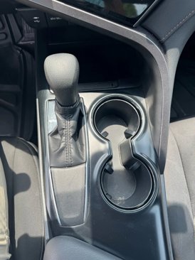 Used 2019 Toyota Camry LE image 16