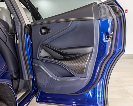 Used 2025 Aston Martin DBX 707 image 45